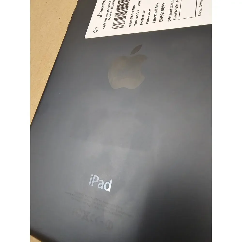 Apple iPad Mini 1st Gen - WIFI - 16GB BLACK - MD528LL/A - Picture 3 of 8